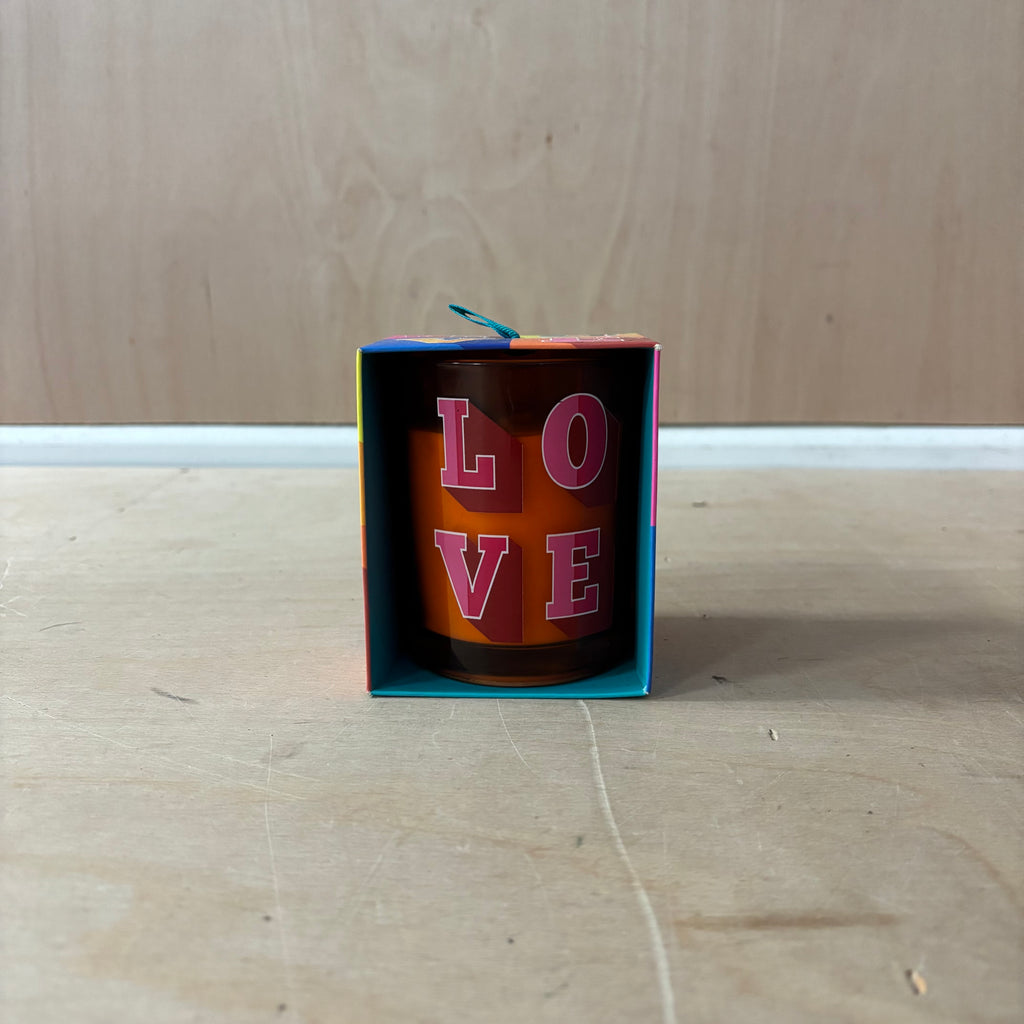 LOVE candle pot