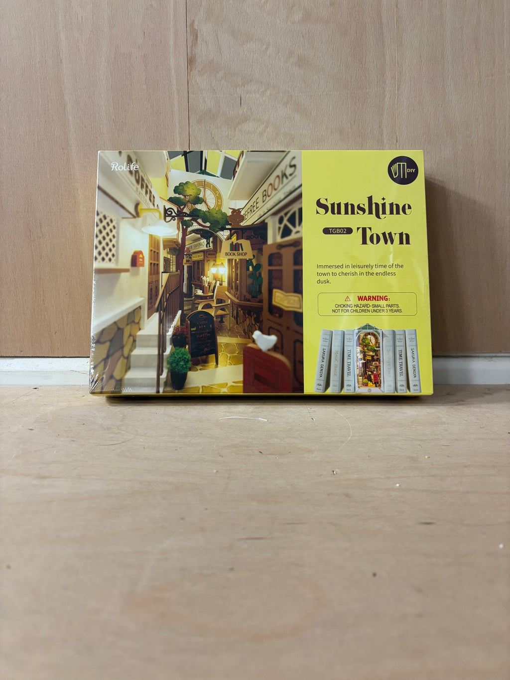 Rolife 3D creative bookends sunshine town