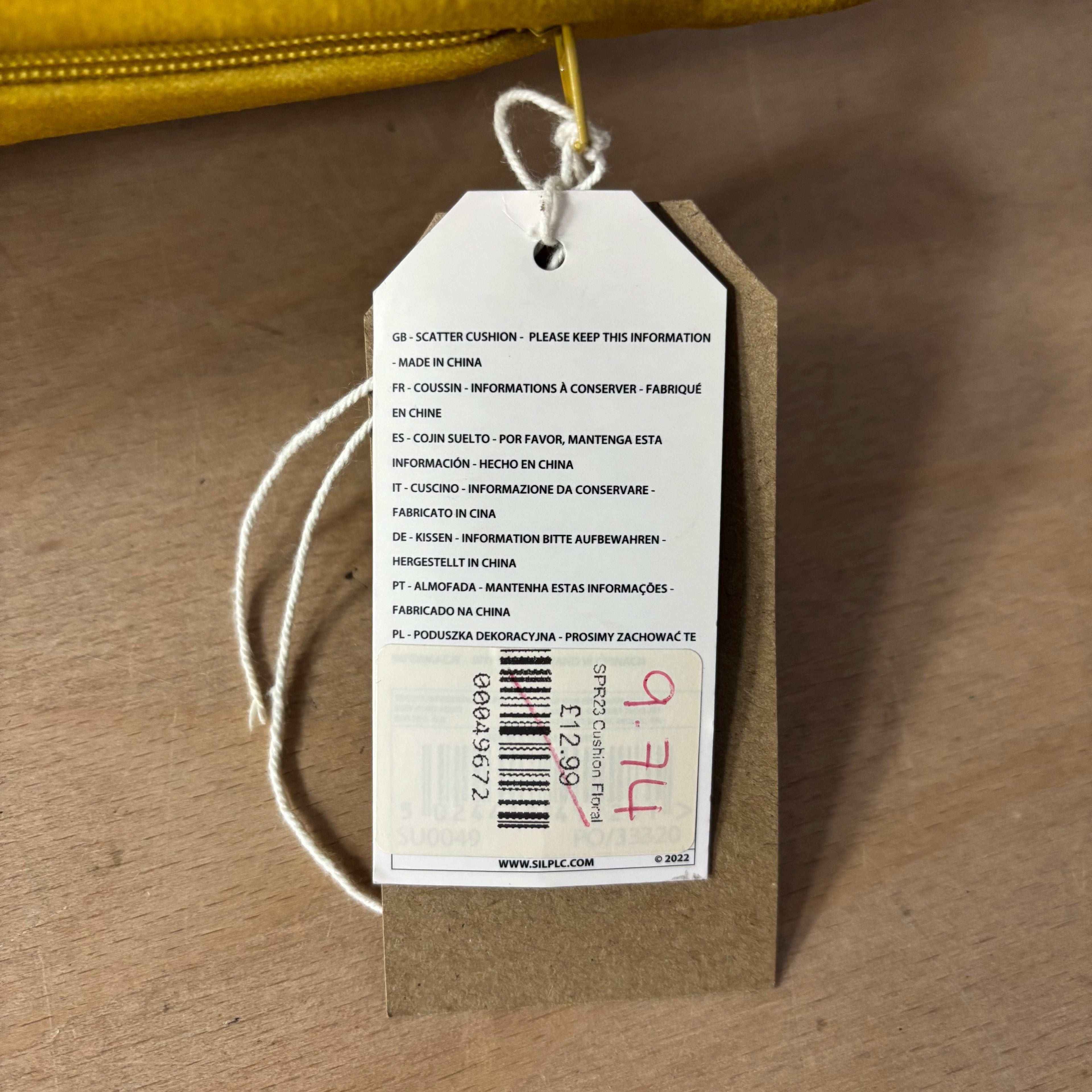 Floral scatter cushion