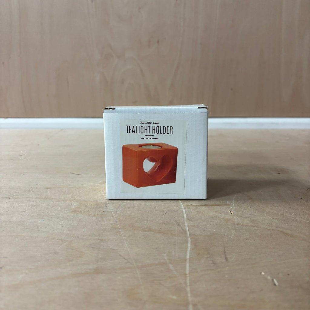 LOVE tealight holder