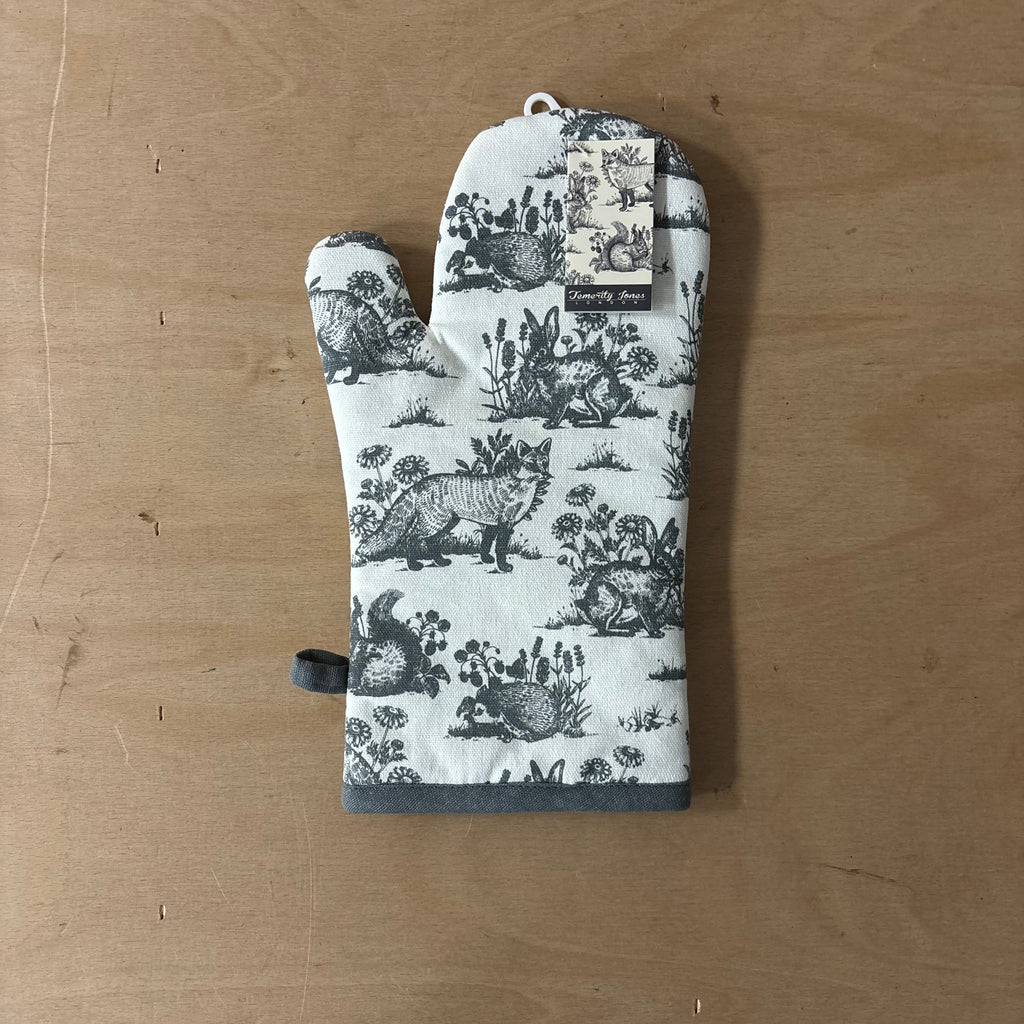 Woodland forest oven glove