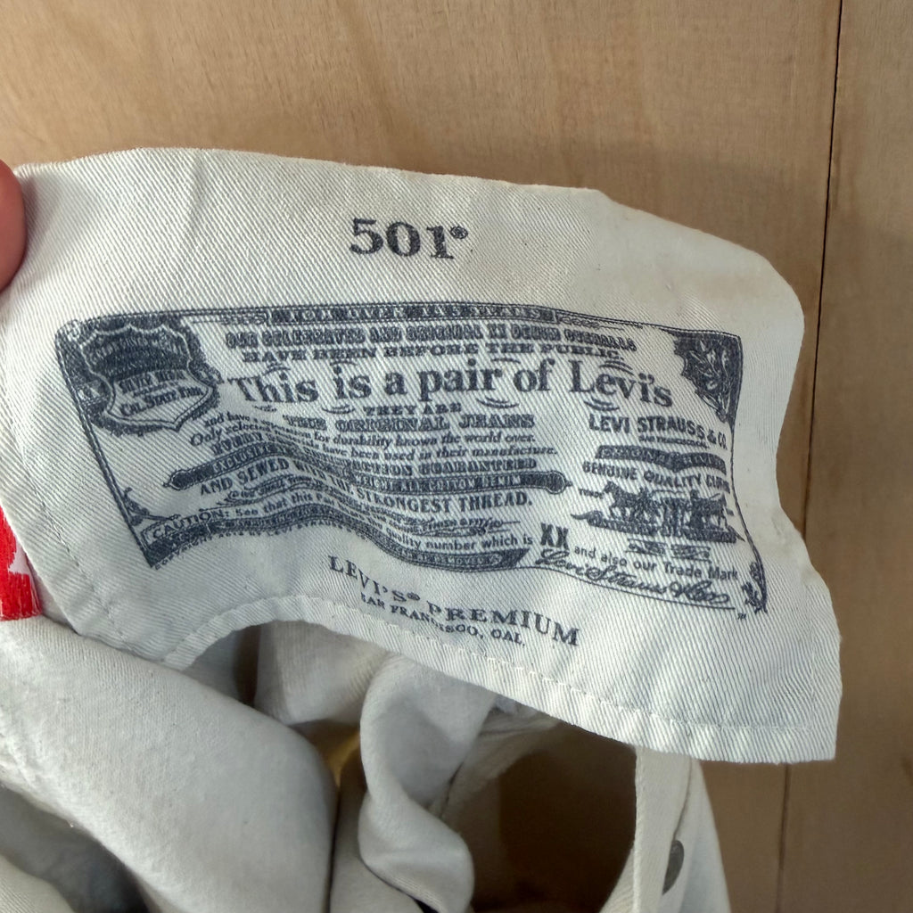 Levi's 501 jeans 5 button white denim
