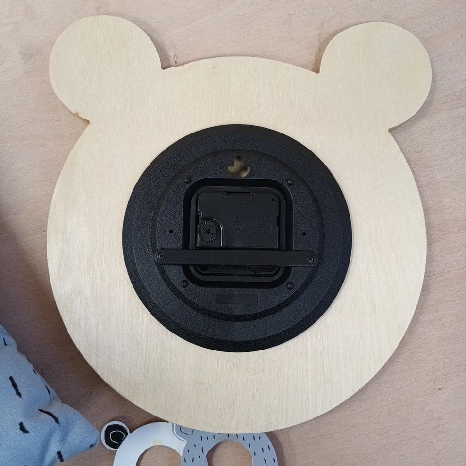 Children's nursery bear bundle incl. wall clock cushion & matching hanger